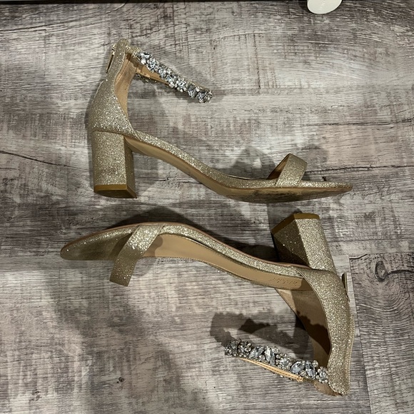 Gold Kitten Block Heel - Picture 2 of 4